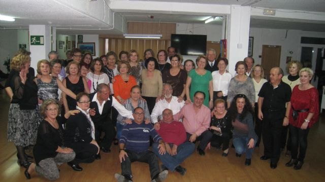 Familia destaca la gran actividad del centro social de mayores de Murcia en su 44 aniversario - 1, Foto 1