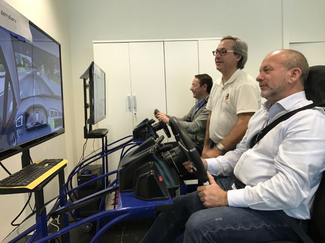 Jornada para mejorar la sensibilización frente a los Accidentes Laborales de Tráfico en el Ayuntamiento de Torre-Pacheco - 1, Foto 1