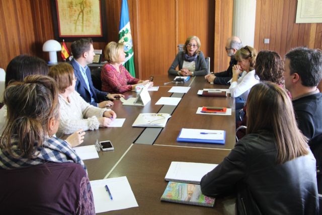 Los directores de los centros educativos del municipio tratan la convivencia y el acoso escolar - 1, Foto 1