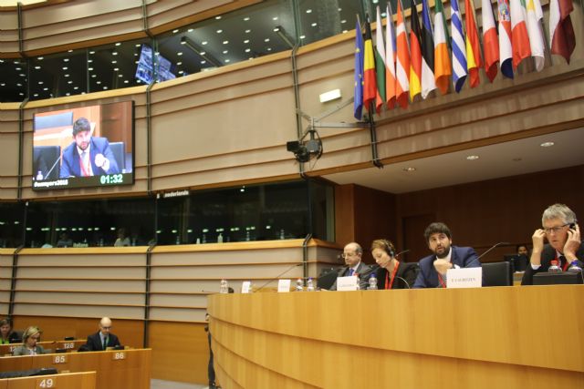 López Miras lleva al Parlamento Europeo la escasez hídrica de la Región, un problema serio que avanza hacia el resto de Europa - 3, Foto 3