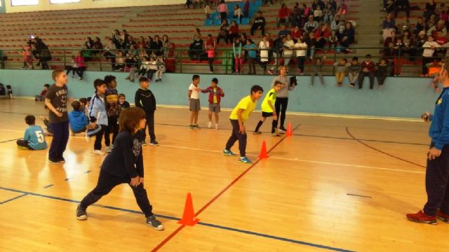 Un total de 145 alumnos participaron en la Fase Local de Jugando al Atletismo benjamín de Deporte Escolar, Foto 3