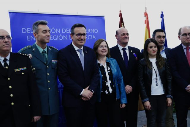 Diego Conesa distingue con las Medallas al Mérito de la Protección Civil a los coordinadores de las unidades de Los Alcázares, Mazarrón, San Javier y San Pedro - 4, Foto 4