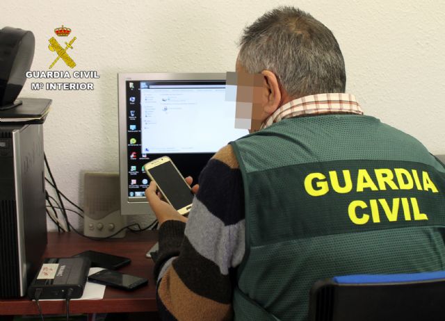 La Guardia Civil investiga a una persona por coaccionar a una menor para que le aportara imágenes de contenido sexual - 2, Foto 2