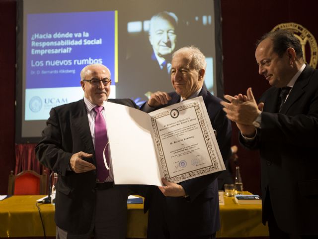 Los New York Awards galardonan a José Luis Mendoza por el modelo educativo de la UCAM - 1, Foto 1