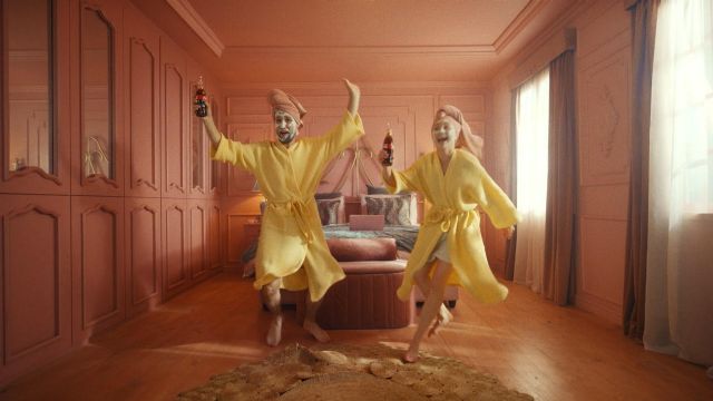 Destapa esa Coca-Cola - 1, Foto 1