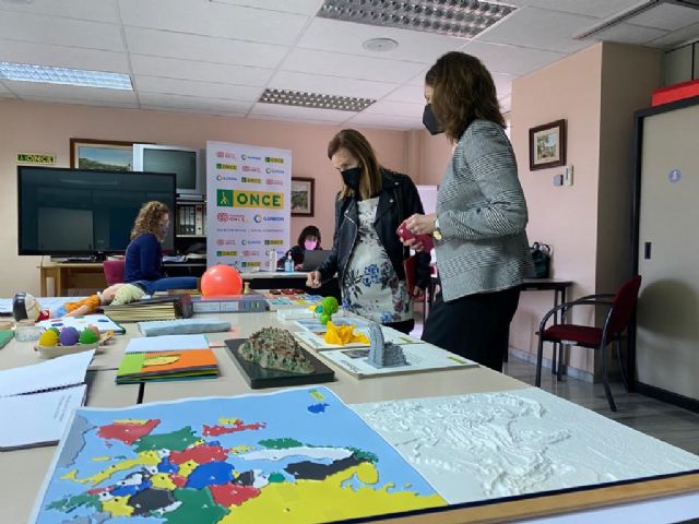 Alumnos del colegio Santa Isabel de Alquerías conocen la labor de la ONCE a través de una visita virtual - 1, Foto 1