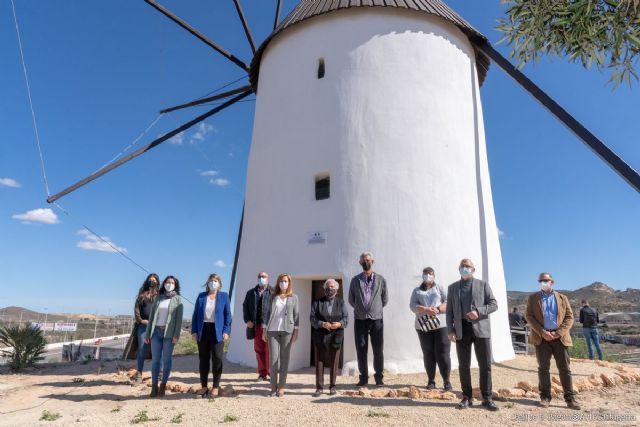La alcaldesa inaugura el molino de Los Mateos, que se suma a los cinco ya restaurados por el Ayuntamiento de Cartagena - 1, Foto 1
