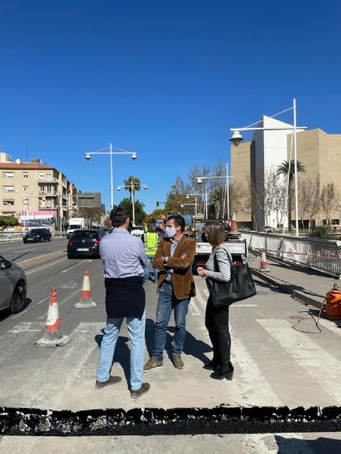 El Ayuntamiento refuerza el puente de la FICA mejorando sus juntas de dilatación - 1, Foto 1