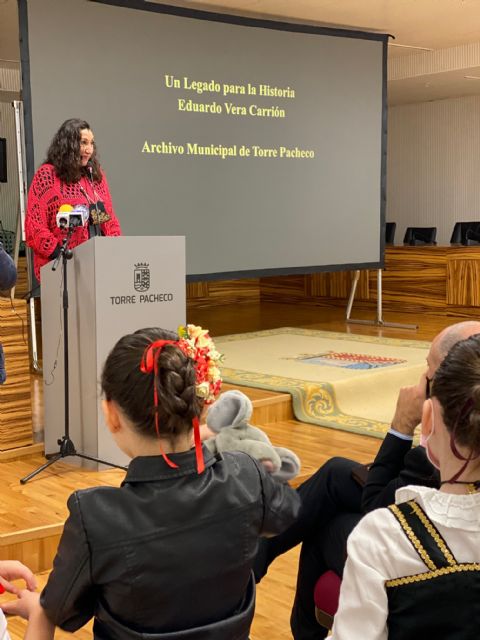 Proyección de vídeos donados por Eduardo Vera Carrión al Archivo Municipal - 2, Foto 2