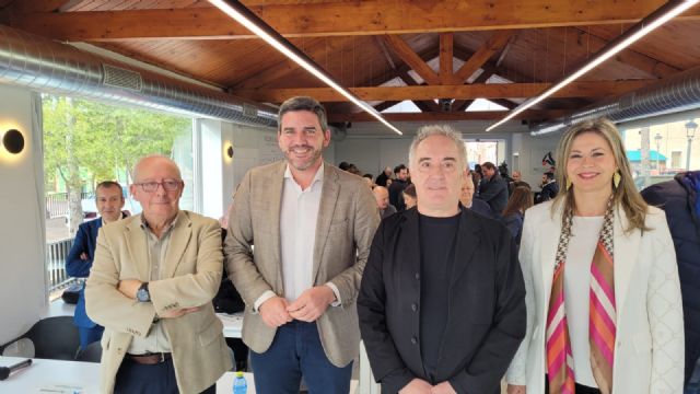 El consejero de Agricultura destaca en una jornada sobre 'Futuro de los alimentos en clave de innovación' la calidad de los productos regionales y el 'maridaje' entre innovación y tradición - 1, Foto 1