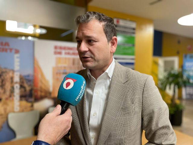 El gobierno socialista lleva gastados 34 millones en 12.000 contratos a dedo - 1, Foto 1