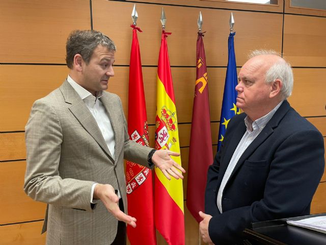 El gobierno socialista lleva gastados 34 millones en 12.000 contratos a dedo - 2, Foto 2