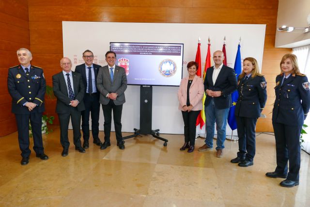 Un convenio entre el Ayuntamiento de Murcia y la Universidad de Murcia posibilita que los análisis de detección de drogas en conductores se realicen en la institución docente - 1, Foto 1