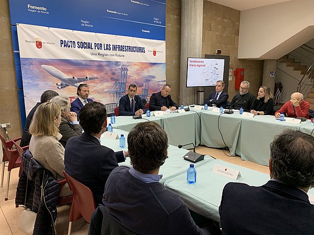 El Gobierno regional quiere completar la vertebración viaria regional con el impulso de cuatro carreteras de alta capacidad - 2, Foto 2