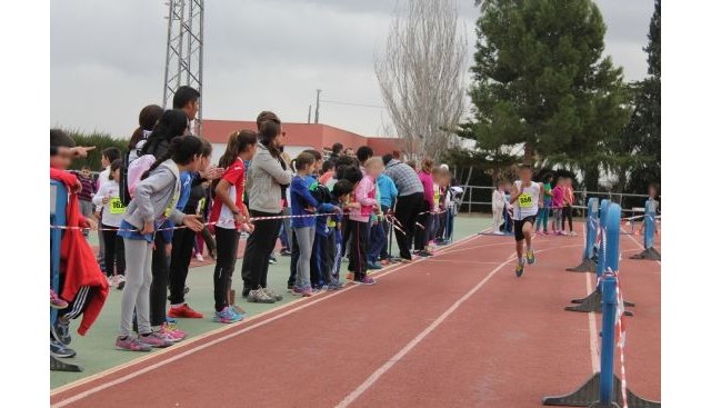 El Cross Escolar Local vuelve a Alhama este viernes, Foto 1