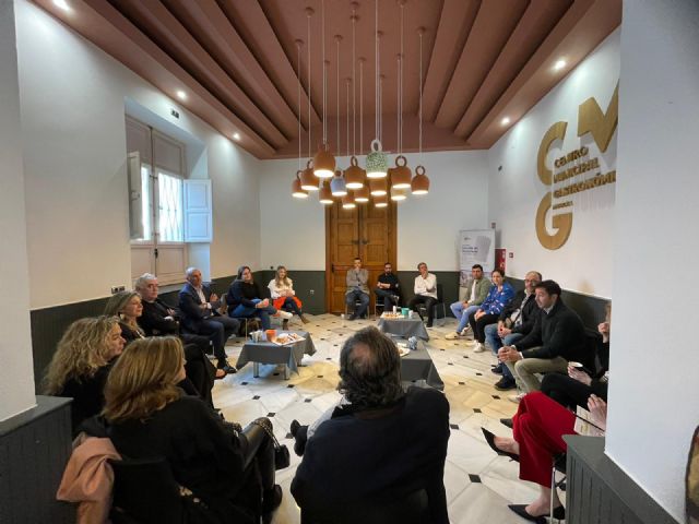 Más de 650 personas acuden al Teatro Romea a una jornada sobre innovación protagonizada por Ferran Adrià - 2, Foto 2