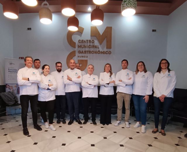 CaixaBank y la Concejalía de Cultura, Turismo y Deportes reúnen en Murcia a más de 650 personas en una jornada sobre innovación con Ferran Adrià - 2, Foto 2