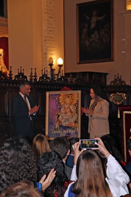 Sevilla. El Villanovence Felipe Herrero Rodero, pintó a la madre de Dios para la Cuaresma de Alcalá del Río - 5, Foto 5