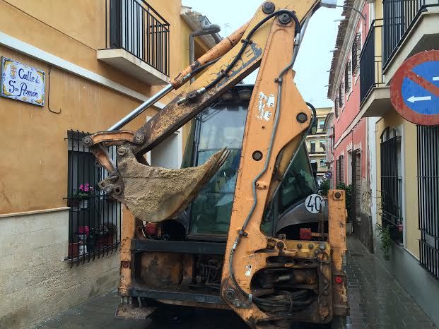Una avería en una tubería del agua en la calle San Ramón va a provocar el corte en el suministro durante varias horas - 2, Foto 2
