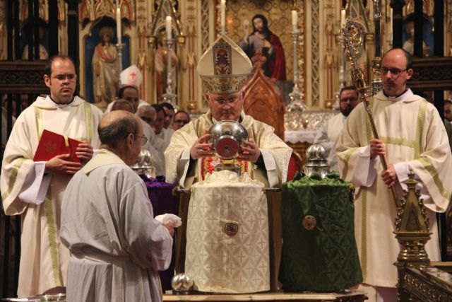 En la Misa Crismal, Mons. Lorca anima a los sacerdotes a ser “testigos fieles de la misericordia” - 1, Foto 1
