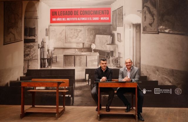 El Archivo General repasa a través de más de 40 documentos históricos los 180 años del instituto Alfonso X el Sabio - 1, Foto 1