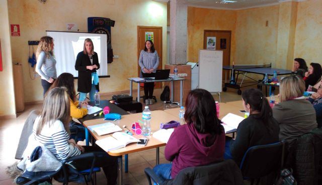 El Ayuntamiento de Caravaca imparte cursos de formación para el empleo a jóvenes beneficiarios del Sistema Nacional de Garantía Juvenil - 1, Foto 1