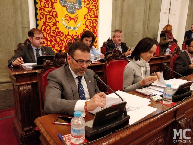 MC: PSOE y PP mantienen su línea de opacidad y obstaculizan la fiscalización de las justificaciones de las subvenciones a los grupos municipales - 1, Foto 1