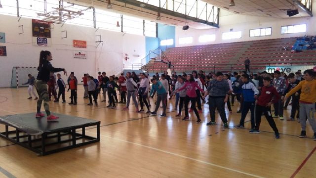 Un total de 339 escolares de sexto curso de Educación Primaria participan en la II Jornada Acuática, Foto 7