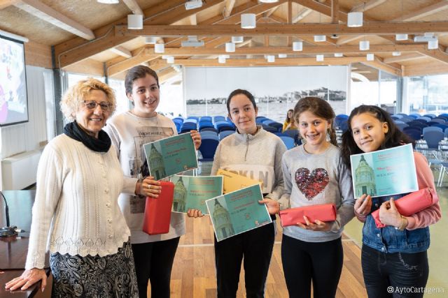 Alumnas del IES El Bohío ganan el concurso Cartagena Ciudad Transparente de secundaria - 1, Foto 1