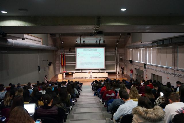 La Universidad de Murcia acoge una conferencia sobre las cadenas de producción agroalimentarias en Murcia - 2, Foto 2