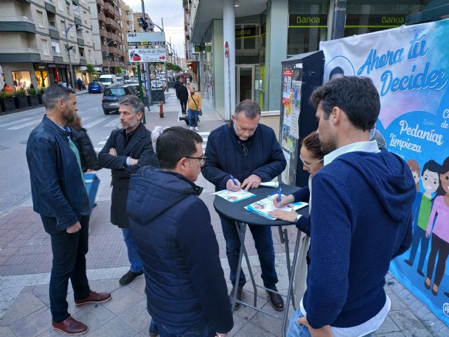José Francisco García: “Damos las gracias a los vecinos porque sus aportaciones en la campaña ‘Ahora tú decides’ nos van a permitir tener el mejor proyecto de gobierno para el municipio de Caravaca” - 2, Foto 2