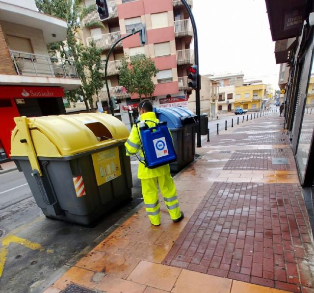 El Ayuntamiento intensifica el dispositivo especial de limpieza y desinfección para frenar la propagación del coronavirus - 1, Foto 1