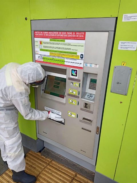 El Ayuntamiento intensifica el dispositivo especial de limpieza y desinfección para frenar la propagación del coronavirus - 4, Foto 4
