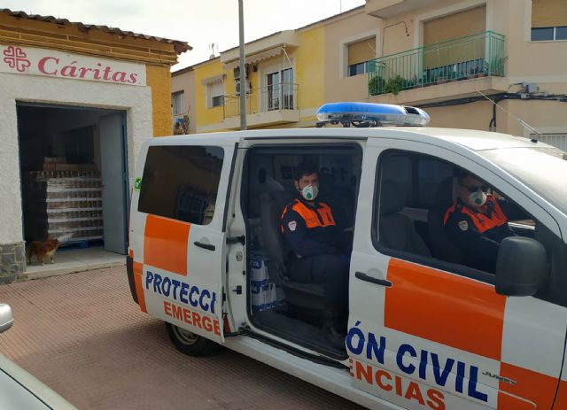Protección Civil colabora con el personal sanitario y las ONG del municipio - 4, Foto 4