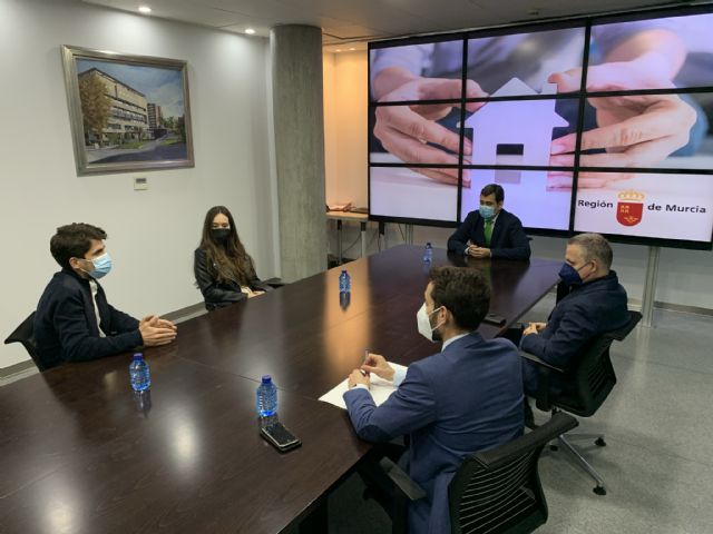 La Comunidad destinará un millón de euros a una nueva línea de avales para facilitar el acceso de jóvenes a su primera vivienda - 2, Foto 2