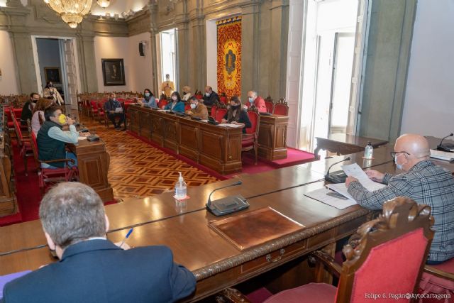 Luz verde de la Comisión de Hacienda a la ordenanza que regulará la publicidad no sexista en el municipio - 1, Foto 1