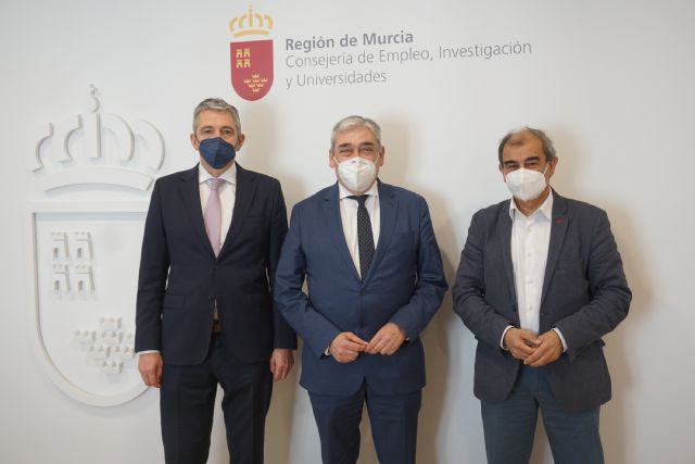 El consejero de Empleo destaca la buena salud de las cooperativas de la Región de Murcia en su reunión con el presidente de Ucomur - 2, Foto 2