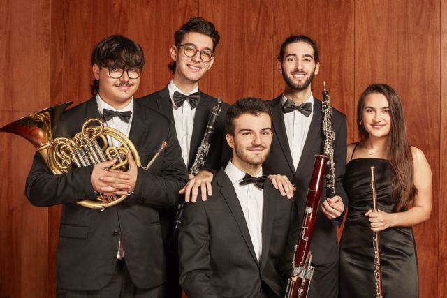 Clásicos Divertidos: Cuadros de una exposición - 3, Foto 3