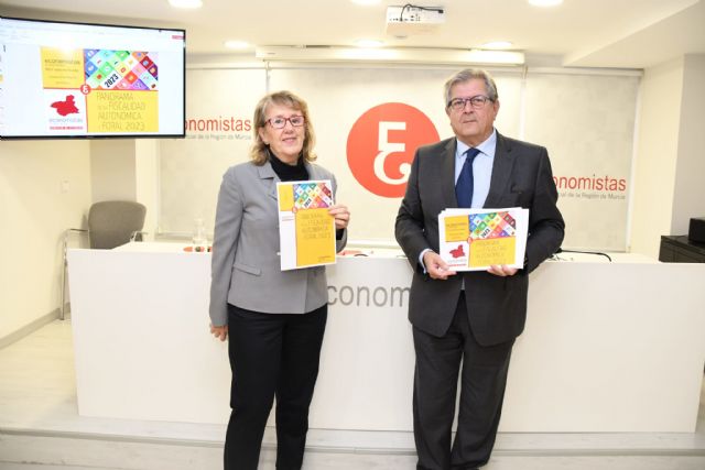El colegio de economistas presenta el panorama de la fiscalidad autonómica 2023 - 3, Foto 3