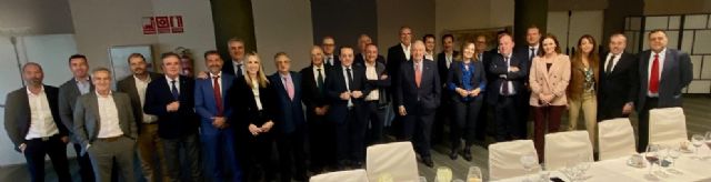 Encuentros con empresas adheridas subrayan la unidad del tejido productivoen torno a CROEM - 1, Foto 1