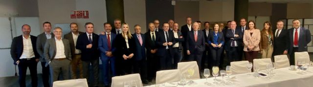 Encuentros con empresas adheridas subrayan la unidad del tejido productivoen torno a CROEM - 3, Foto 3