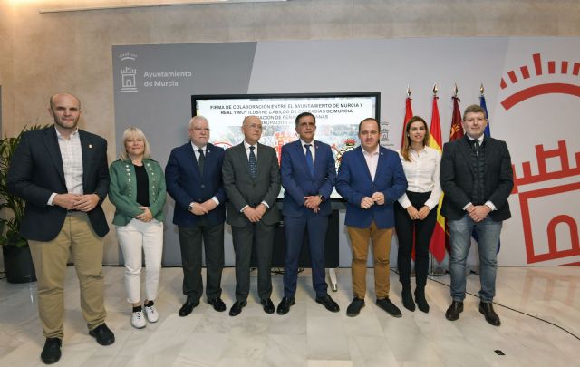 El Alcalde Serrano firma los convenios con el Cabildo de Cofradías, la Federación de Peñas Huertanas y la Agrupación Sardinera que garantizan la instalación de sillas en Semana Santa y Fiestas de Primavera - 3, Foto 3