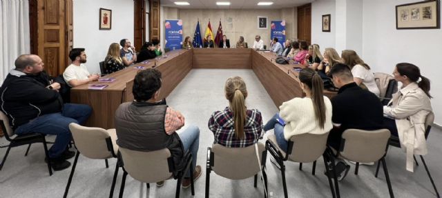 La alcaldesa presenta el proyecto 'Fortuna en tus manos' con el objetivo de revolucionar el comercio local - 3, Foto 3