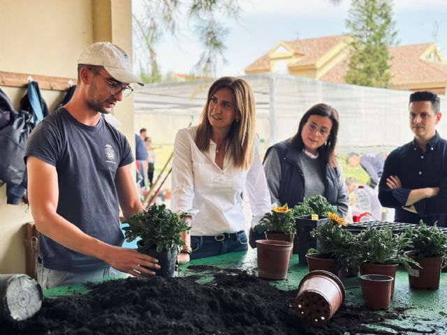 La alcaldesa de Archena clausura el Programa de Formación y Empleo - 1, Foto 1