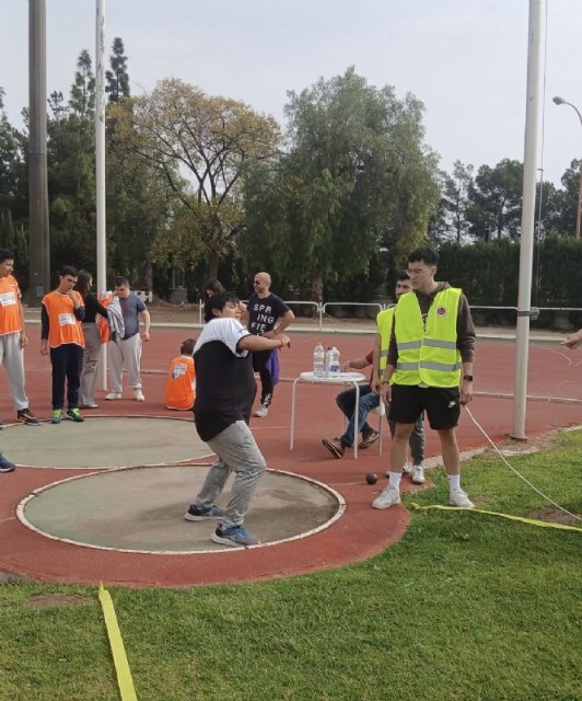 Los Centros de Discapacidad de Totana participan en el Campeonato Regional Adaptado de Atletismo - 3, Foto 3