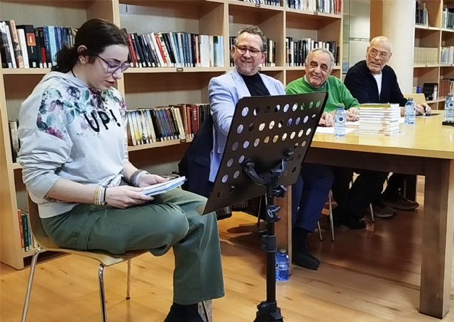 Poesía como preámbulo a la primavera en La Solana de mano de dos grandes poetas solaneros - 2, Foto 2