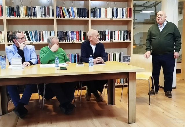 Poesía como preámbulo a la primavera en La Solana de mano de dos grandes poetas solaneros - 4, Foto 4