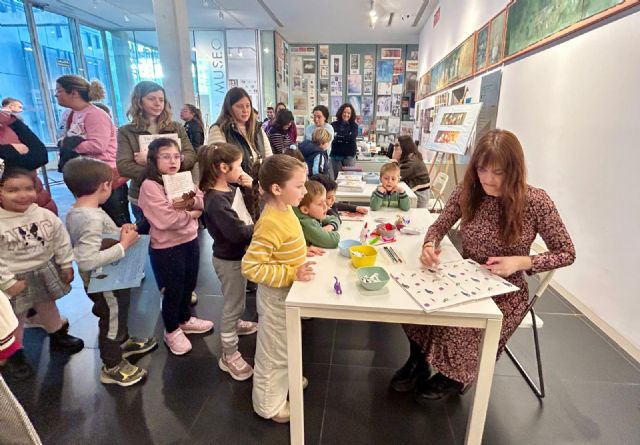 Marta Zafrilla conquista al público más joven transmitiendo valores a través de sus cuentacuentos en Río de Letras - 3, Foto 3