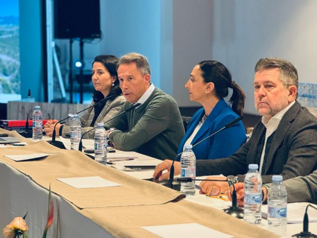 El alcalde alerta de que la falta de agua y las plagas ponen en jaque al campo lorquino - 2, Foto 2