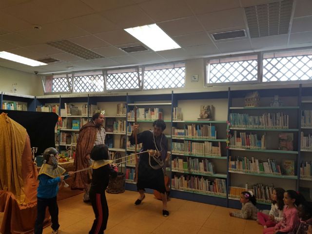 90 estudiantes disfrutan de las actividades  de la Biblioteca José Saramago programadas con motivo del Día del Libro - 1, Foto 1